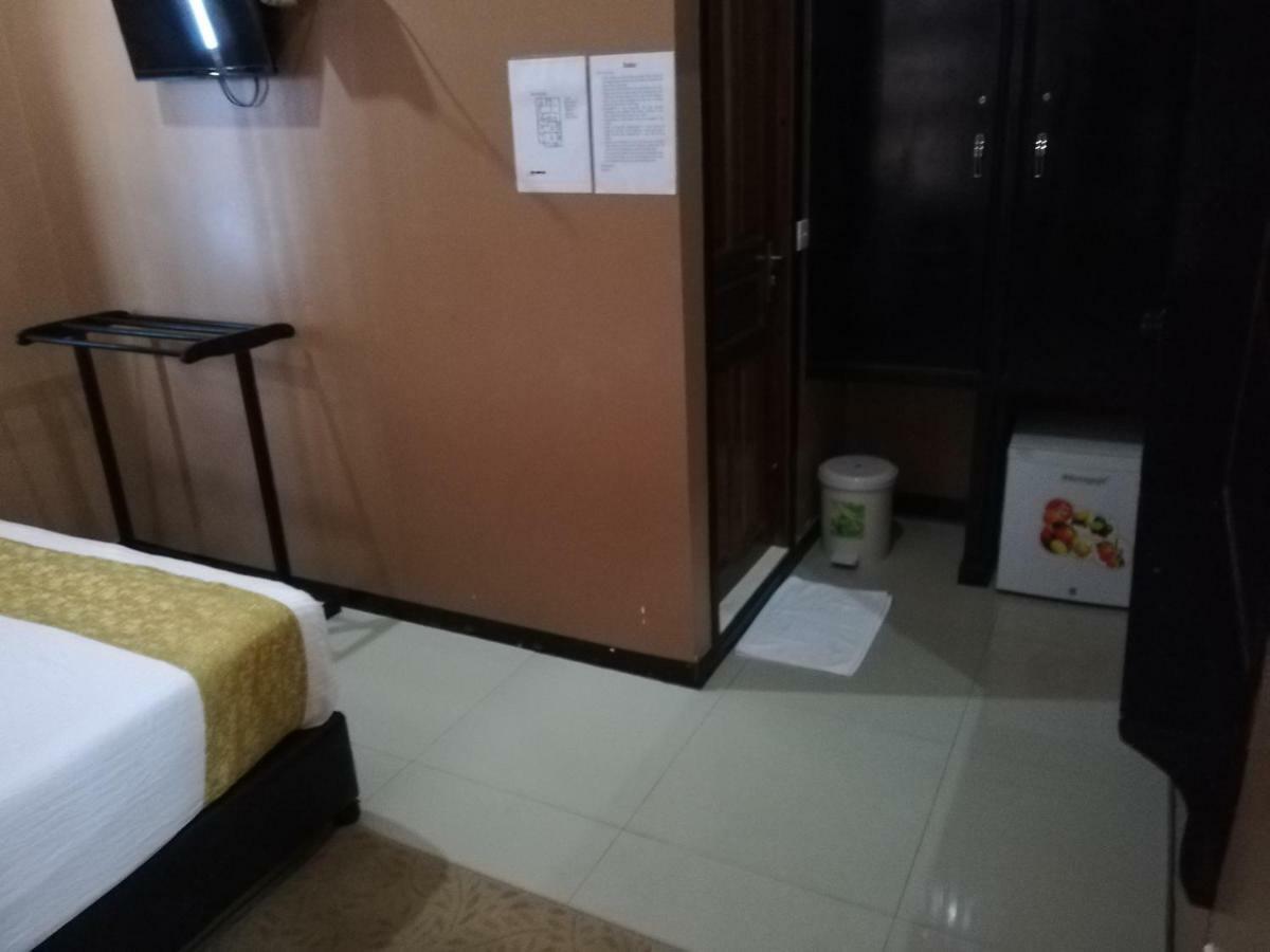 Beach Arena Inn 훌루말레 외부 사진